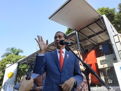 Didukung TGB Lanjut 2 Periode, Jokowi: Itu Bentuk Penghargaan