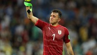Fernando Muslera yang kita kenal adalah penjaga gawang timnas Uruguay. Tapi, Muslera adalah kelahiran Buenos Aires, Argentina dan pindah ke Montevideo untuk memulai karier sepakbolanya. (Instagram)