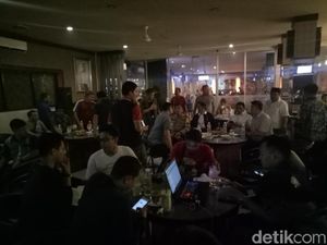 Nobar Piala Dunia ala Jajaran Polda Sulsel