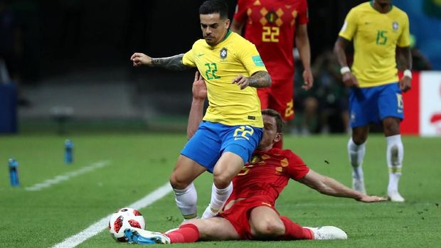 Brasil terus menggempur pertahanan Belgia. (