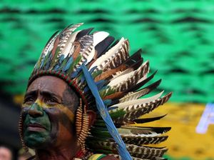 Wajah Sendu Suporter Brasil Iringi Kekalahan Tim Samba