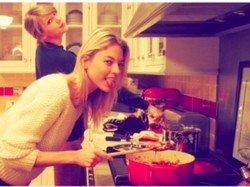 Suka Masak, Taylor Swift Punya 3 Resep Andalan yang Sering Dibuat