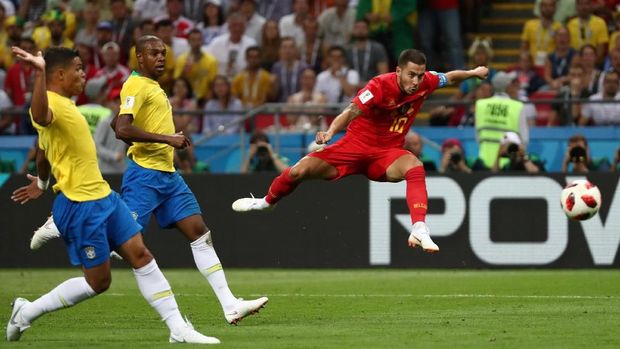 Eden Hazard tiga kali dinobatkan sebagai Man of The Match.