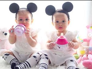 Alika dan Kalia, Si Kembar Putri Bayu Oktara yang Bikin Gemas