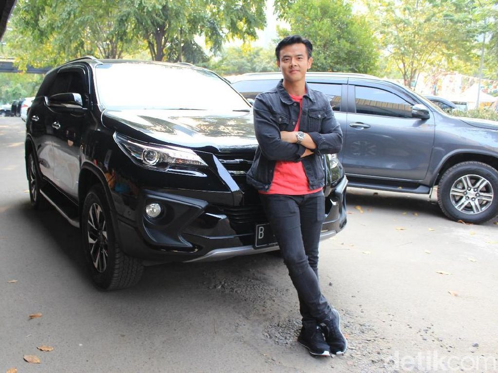 Toyota Fortuner di Mata Dion Wiyoko Toyota Fortuner di Mata Dion Wiyoko