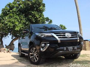 Menjajal SUV Tangguh 7 Penumpang, Toyota Fortuner