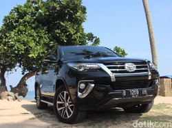 Menjajal SUV Tangguh 7 Penumpang, Toyota Fortuner