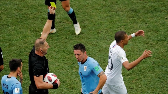 Deretan Adegan Ribut-ribut Uruguay vs Prancis akibat ...