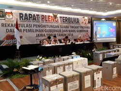 Rekapitulasi Suara Pilgub Jatim Final, Khofifah-Emil Unggul 7,11%