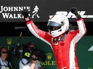 Vettel Menangi GP Inggris yang Penuh Drama Vettel Menangi GP Inggris yang Penuh Drama