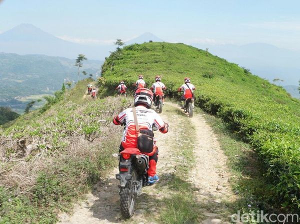 Ribuan Biker Honda Trabasan di 25 Wilayah Tanah Air