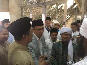 Keakraban TGB, Bachtiar Nasir dan Aa Gym di Istiqlal Keakraban TGB, Bachtiar Nasir dan Aa Gym di Istiqlal