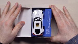 Deretan Ponsel yang Aneh tapi Nyata