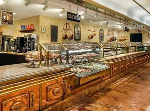 Mampir ke Trump Tower NY, Bisa Cicip Steak hingga Es Krim!