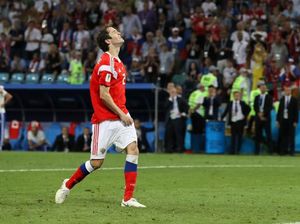 Mario Fernandes di Fisht Stadium: Hero to Zero Mario Fernandes di Fisht Stadium: Hero to Zero