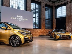 Mobil Bercat Emas Ini Bikin Mupeng