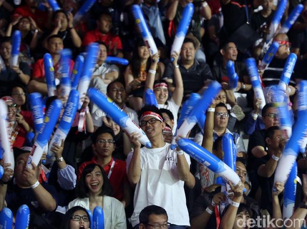 Riuhnya Istora di Final Indonesia Open 2018