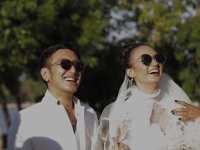 Foto: Cantiknya Nadine Chandrawinata, Menikah dengan Gaun Lungsuran Ibu