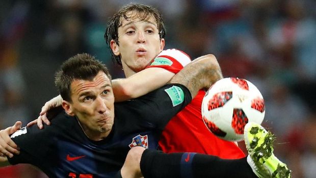 Mario Mandzukic menegaskan timnya tak punya beban besar di babak semifinal.
