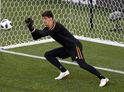 Courtois Bukannya Mengejek Pickford