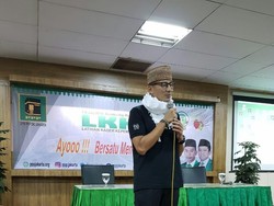 Bersorban ala Rommy, Sandiaga Beri Pelatihan ke Bacaleg PPP DKI