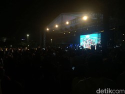 Keramaian Jakarnaval Berlanjut ke Panggung Hiburan di Monas