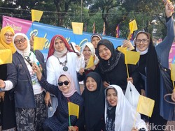 Ratna Sarumpaet-Neno Protes Evakuasi KM Sinar Bangun Dihentikan