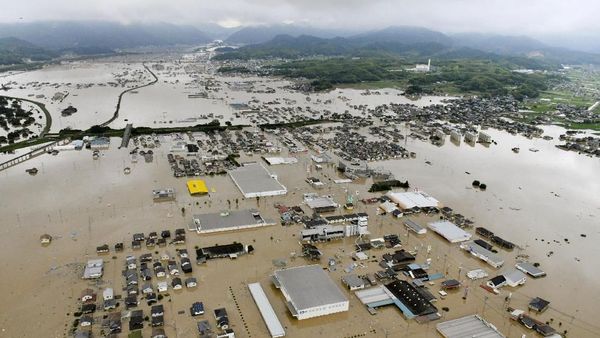 Foto: Banjir Jepang yang Tewaskan Puluhan Orang
