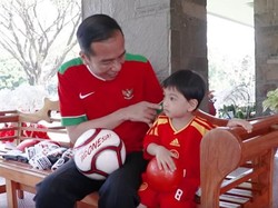 Akhir Pekan, Jokowi Ajak Cucu Jalan-jalan ke TMII