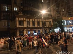 Pengunjung Membeludak, Fan Fest Samara Ditutup Pengunjung Membeludak, Fan Fest Samara Ditutup