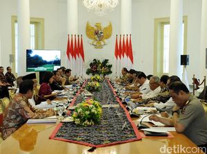 Jokowi Susun Strategi Tangkis Ancaman Perang Dagang Trump