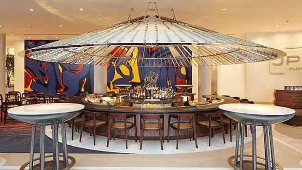 Deretan Gedung Tua Ini Berhasil Disulap Jadi Hotel Mewah