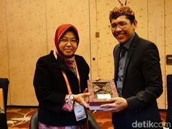 Risma Manfaatkan Waktu di Singapura Jalin Kerjasama Bilateral