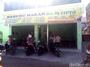 Hai Mahasiswa, di Solo Masih Ada Nasi Sebungkus Seharga Rp 1.000