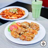 Pedas Manis Ayam Goreng ala Korea Bisa Dinikmati di 5 Restoran Ini