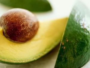 Benarkah Biji Alpukat Enak Dimakan dan Bernutrisi Tinggi? Benarkah Biji Alpukat Enak Dimakan dan Bernutrisi Tinggi?
