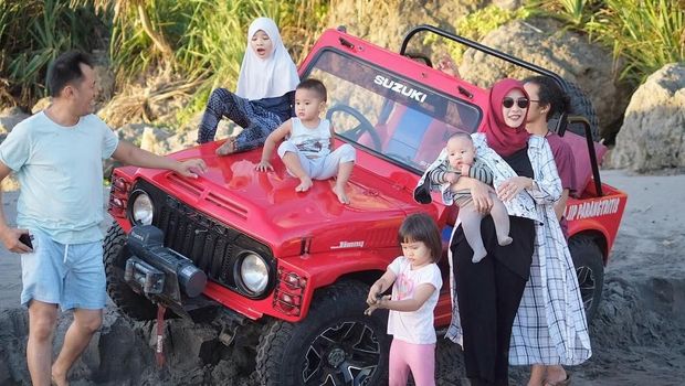Cerita Zaskia Adya Mecca Jadi Ibu Kreatif untuk Anak-anaknya