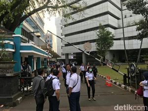 Puslabfor Masih Olah TKP Kebakaran di Gedung Kemenhub Puslabfor Masih Olah TKP Kebakaran di Gedung Kemenhub