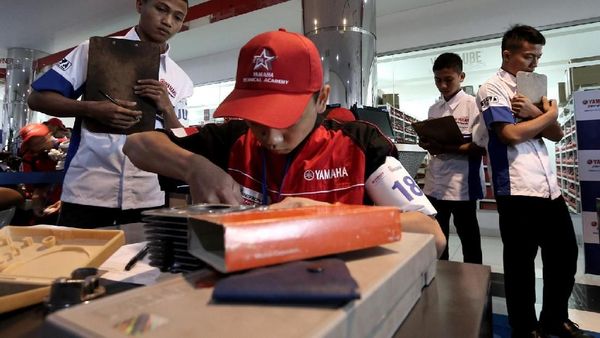 Kontes Teknisi Terbaik Yamaha