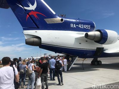 Foto: Sensasi Naik Pesawat di Rusia, Beda!