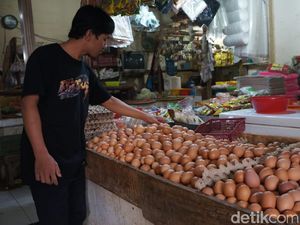Cari yang Lebih Murah, Konsumen Beralih Beli Telur Pecah
