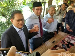 Sudrajat-Syaikhu yang Melunak Beri Selamat ke Ridwan Kamil-Uu