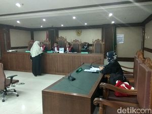 Ajukan Kesimpulan PK Korupsi Alkes, Siti Fadilah Berharap Bebas Ajukan Kesimpulan PK Korupsi Alkes, Siti Fadilah Berharap Bebas