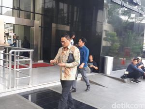 Eks Anggota DPR Abdul Malik Diperiksa KPK Terkait Kasus e-KTP Eks Anggota DPR Abdul Malik Diperiksa KPK Terkait Kasus e-KTP
