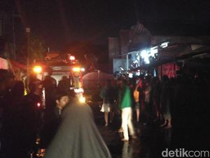 Pabrik Mi di Solo Terbakar, 1 Orang Luka