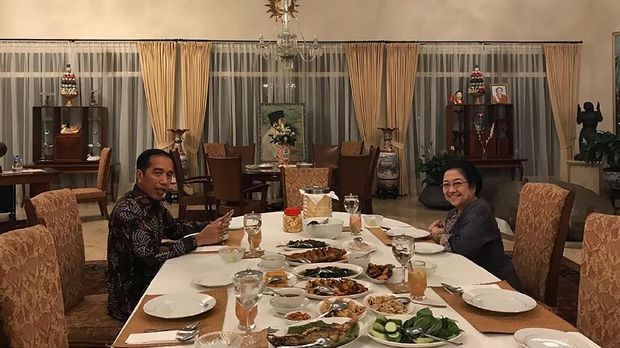 Cawapres Jokowi Diumumkan saat Matahari Terbit Bulan Agustus