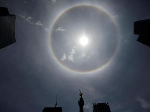 Merkurius Lintasi Matahari Bisa Dilihat dari Indonesia?