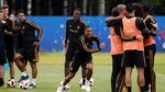 Sesi Latihan Belgia Intim Banget