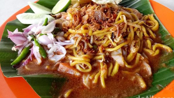20 Mie Aceh Berbumbu Rempah Pekat Sedap Ada di Sini