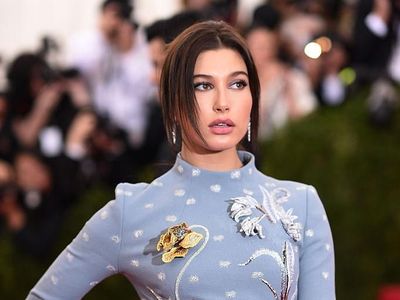 Transformasi Kecantikan Hailey Baldwin, Si Polos yang Makin Dewasa